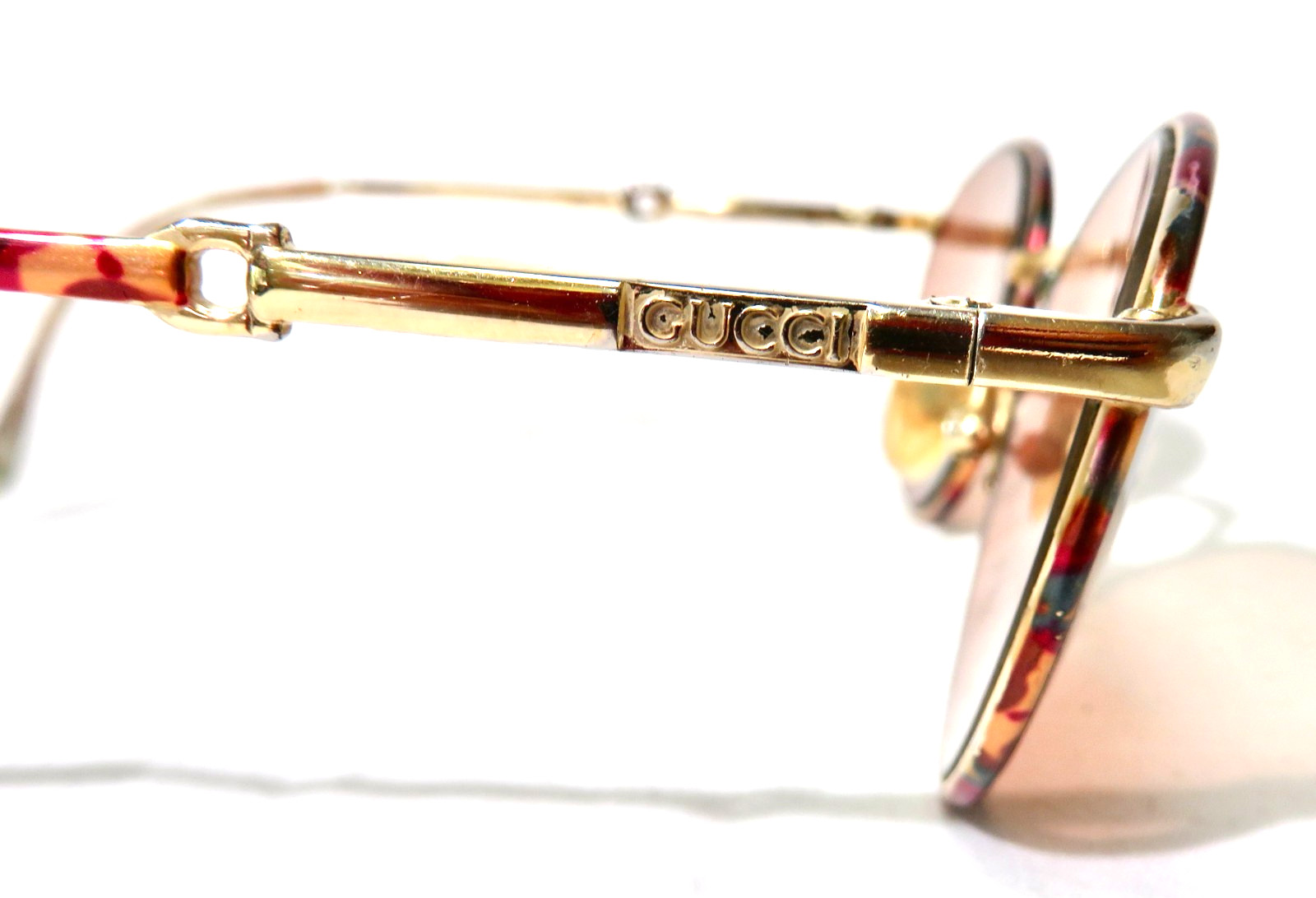 Gucci Eyeglass frame unknown model worn off Gold metal & multicolored eyewear