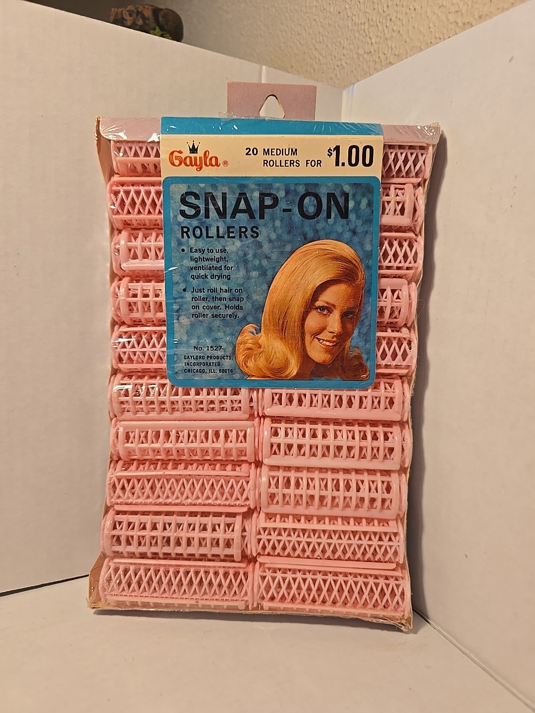 New Vintage 20 Pink Plastic Snap-On Medium Hair Curler Rollers Original Package