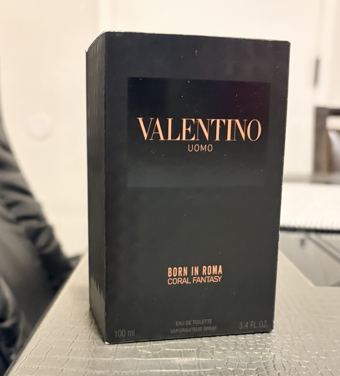 Valentino Uomo Born In Roma Coral Fantasy EDT Spray, Regular Size 3.4 fl oz