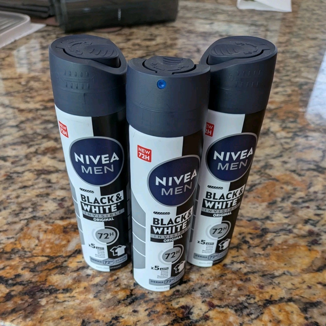 NIVEA Men Black & White Invisible Original Antiperspirant Spray 72H 3 Cans