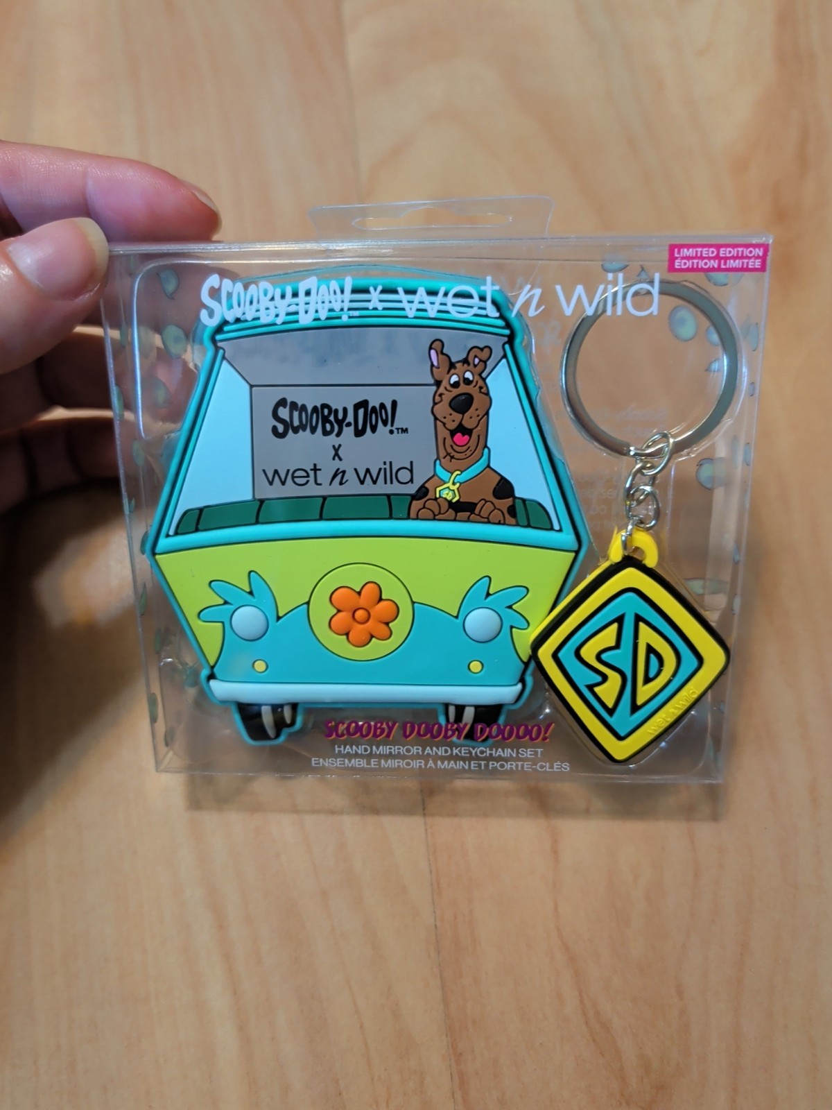 SCOOBY-DOO X WET N WILD Hand Mirror And Key Chain LIMITED EDITION NEW IN HAND