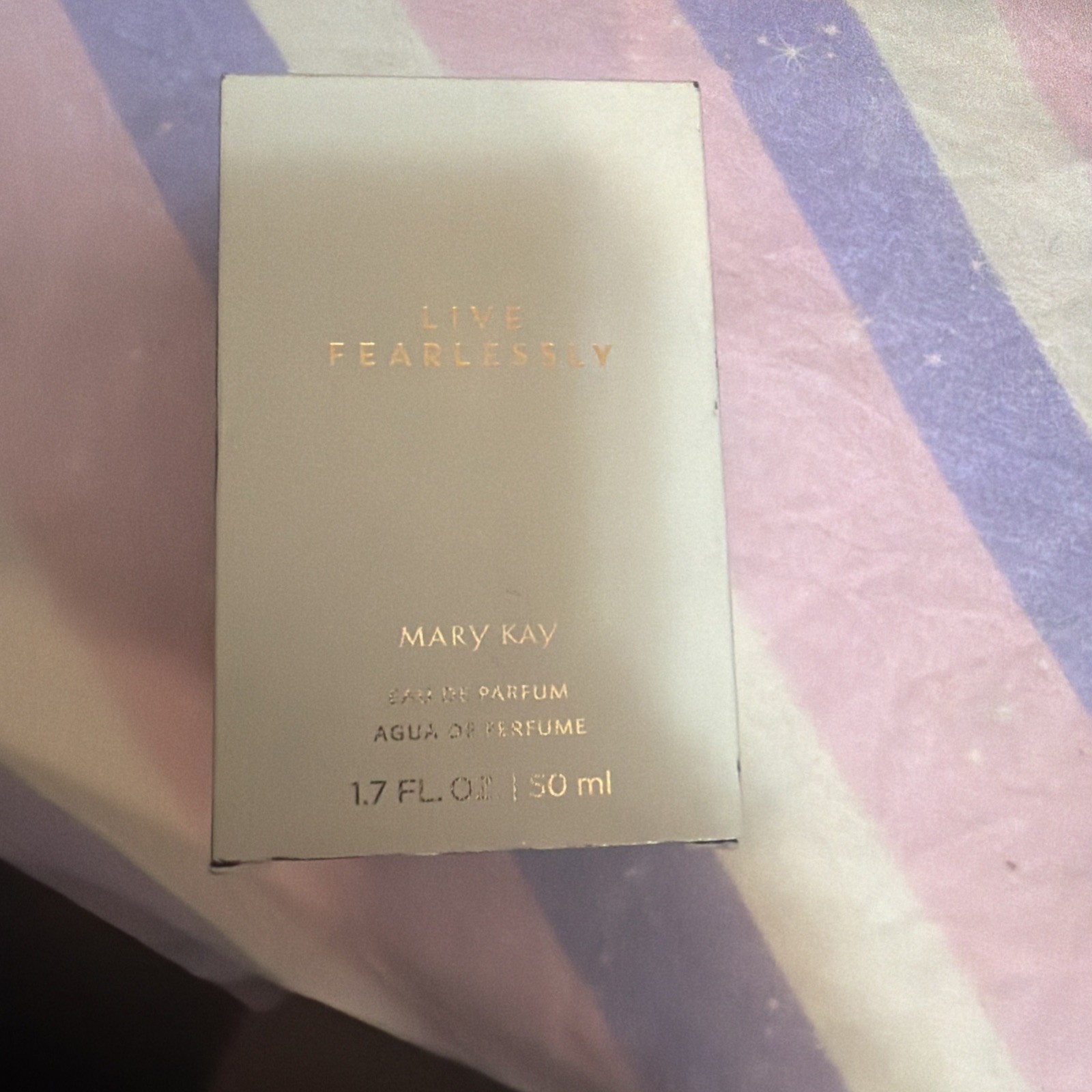MARY KAY LIVE FEARLESSLY~EAU DE PARUM/PERFUME~1.7 FL. OZ~FULL SIZE!