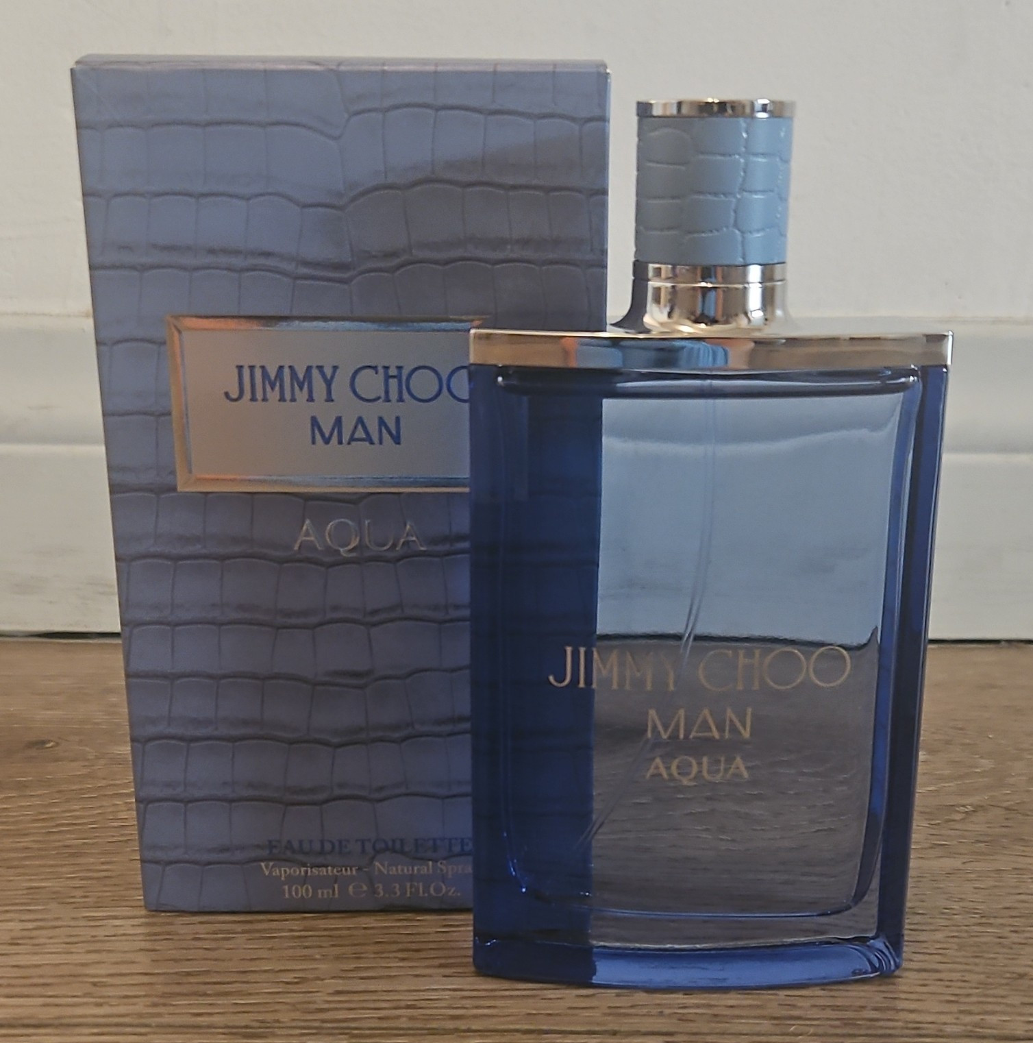 Jimmy Choo Man Aqua Eau de Toilette Spray, Regular Size Men’s 3.3 fl oz