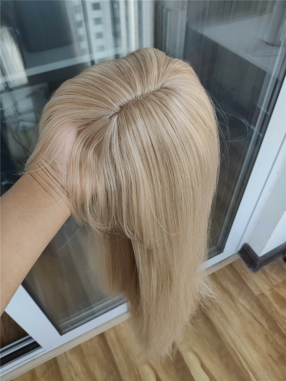 US 24″ Cosplay wig with bangs Full Head Ash Blonde Synthetic hair Long straight
