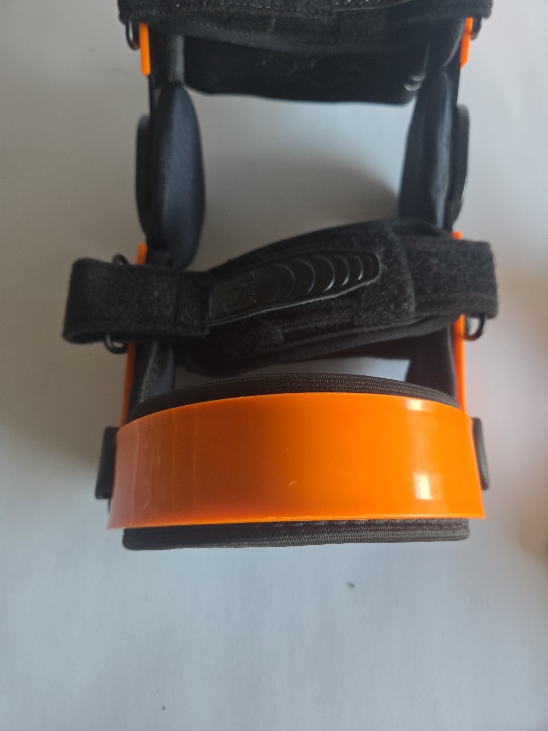 Z1 K2 Knee Brace for ACL Ligament Sports Injuries OA & Knee Pain for Men & Women