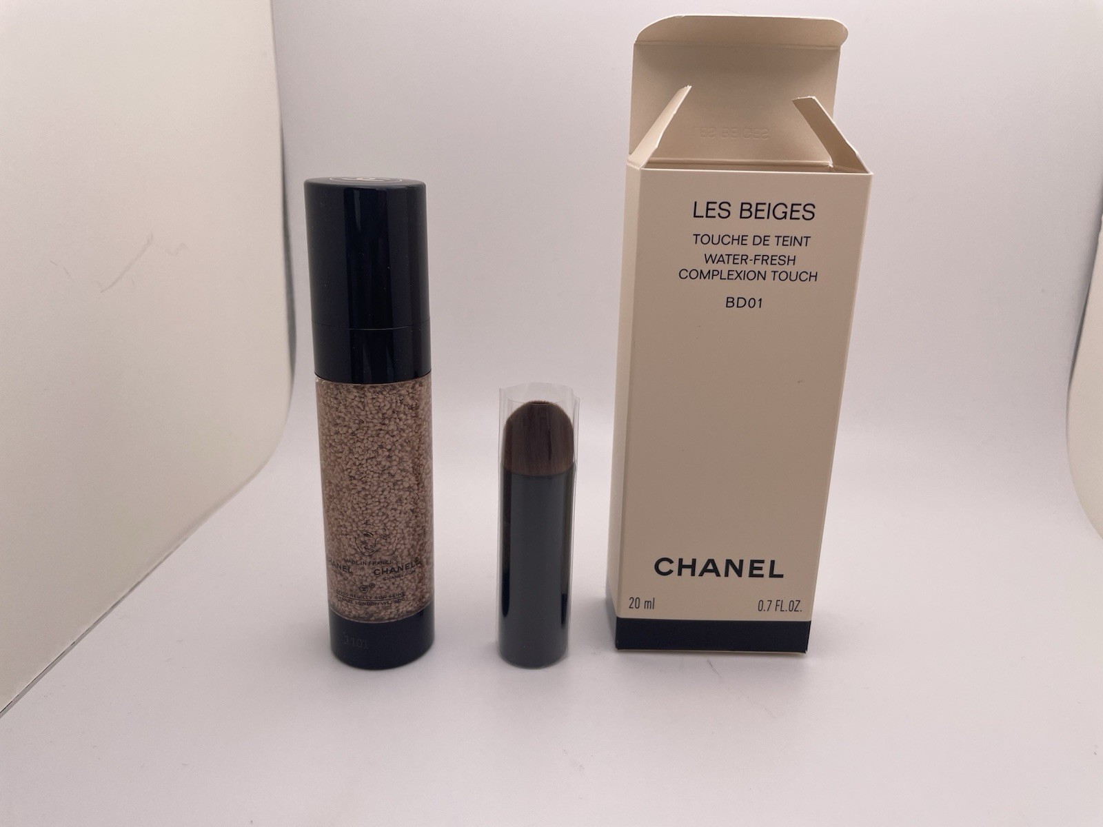 CHANEL LES BEIGES Water-Fresh Complexion Touch/BD01/0.7fl.oz/20ml
