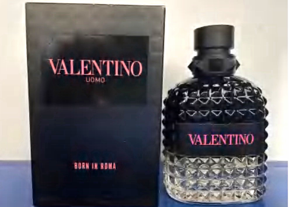 Valentino Uomo Born in Roma Eau de Toilette Spray, 3.4 fl oz Regular Size